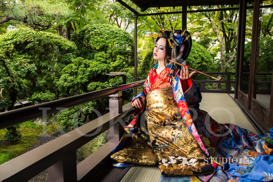 京都 花魁 体験 写真 カメラ 撮影 紅葉 旅行 観光 嵐山 化粧 ヘアメイク 
