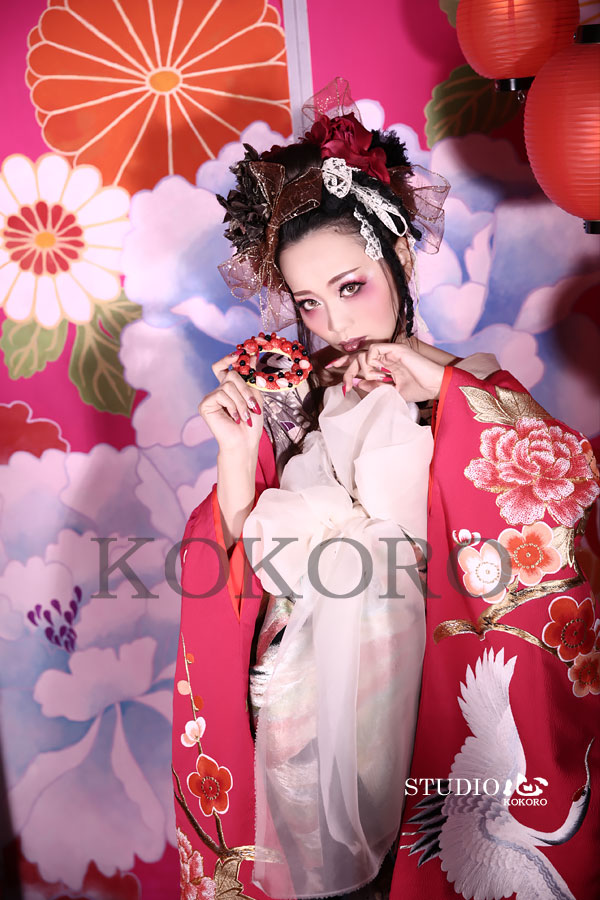 京都 花魁体験 ピンク背景 バレンタイン