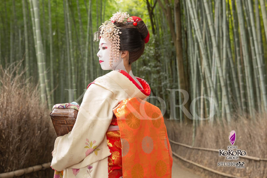 京都嵐山で花魁体験と舞妓体験