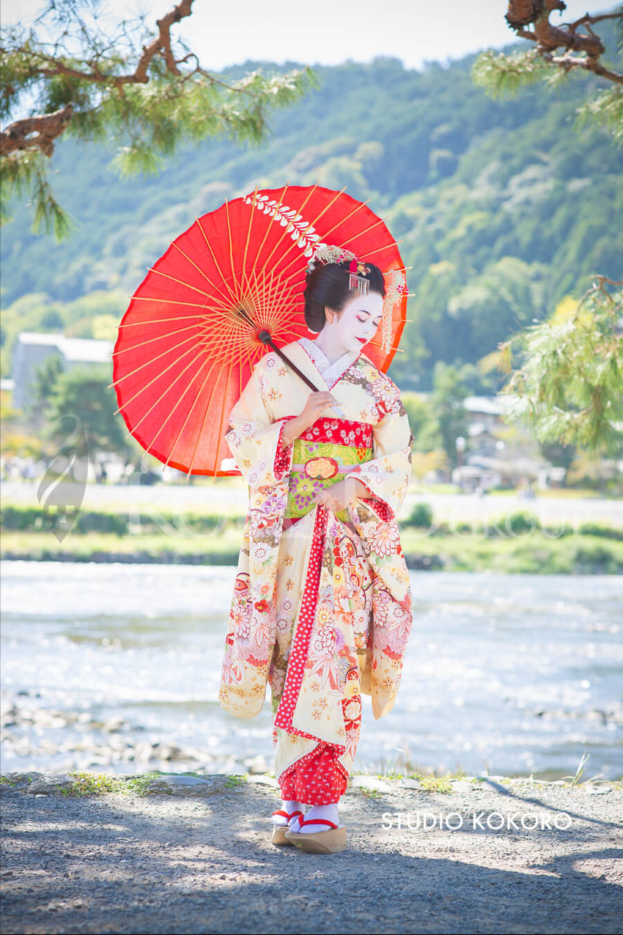 舞妓さんと芸妓さん | スタジオ心 嵐山 