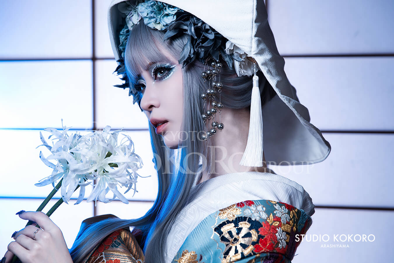 狐の嫁入り青メイク