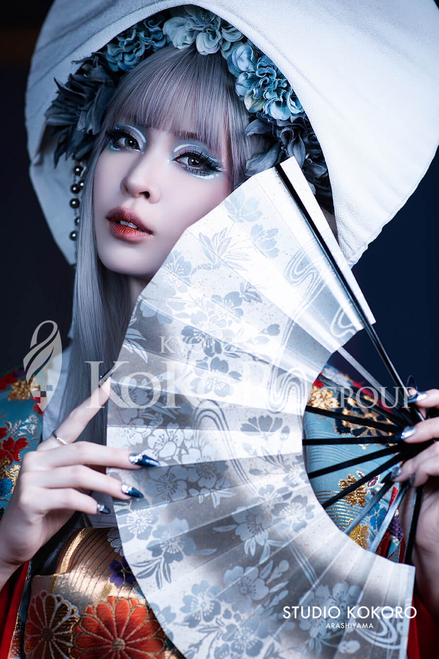 狐の嫁入り青色メイク