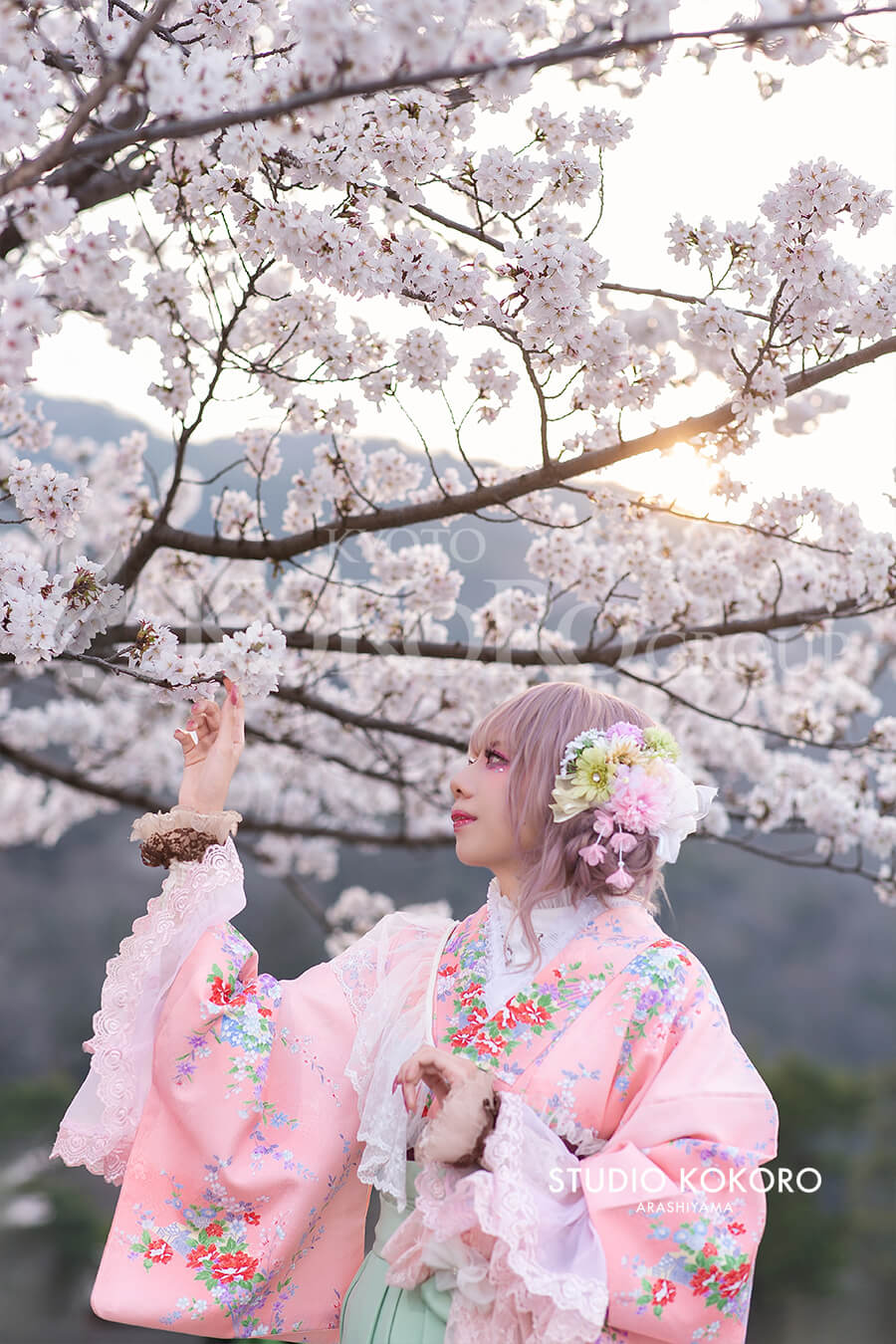 着物コーデ野外